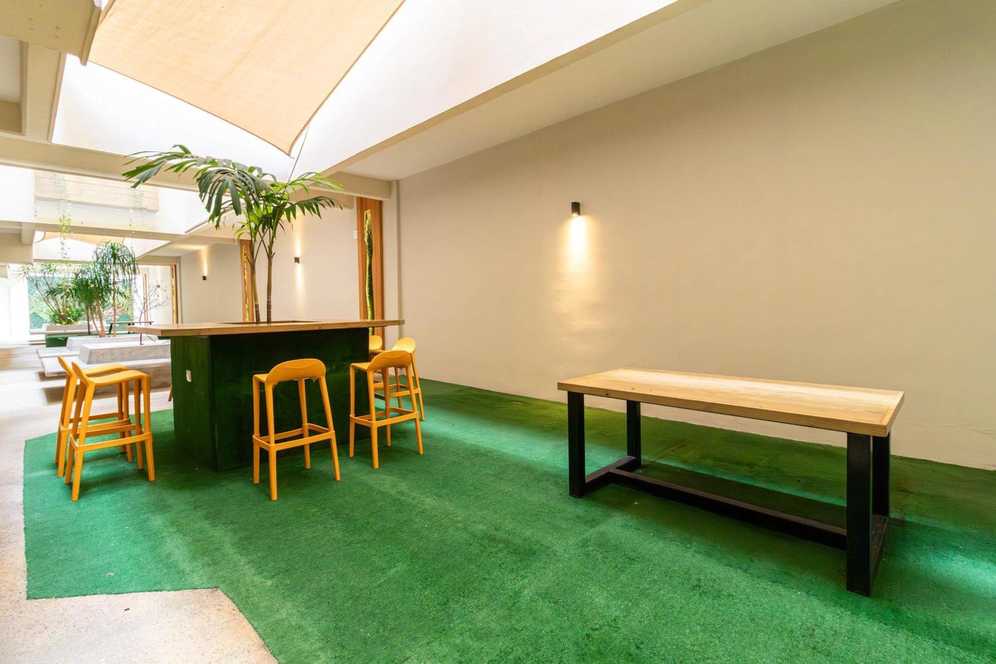 Cozy Loft In 1 Bedroom Apartamento